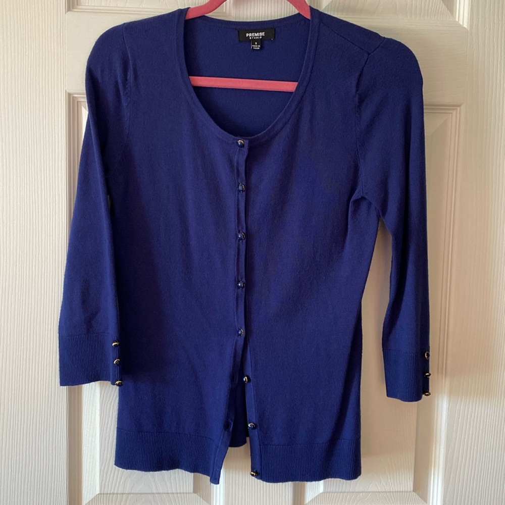 Set of 3 blue 3/4 sleeve cardigan sweaters